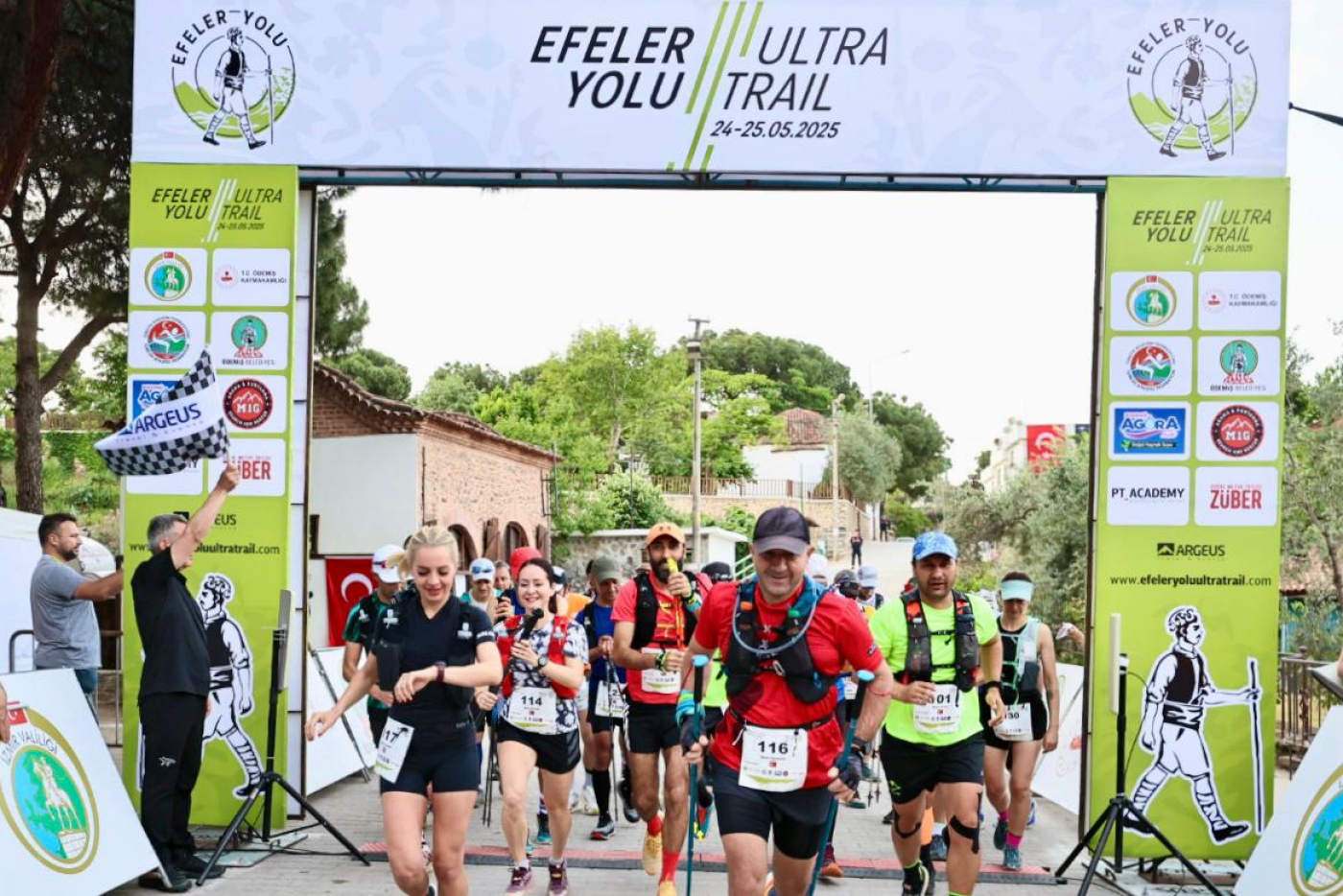 Efeler Yolu Ultra Trail (2)-i69e3b384d27f6.jpg