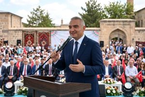 Bakan Ersoy’dan birlik ve beraberlik mesajı
